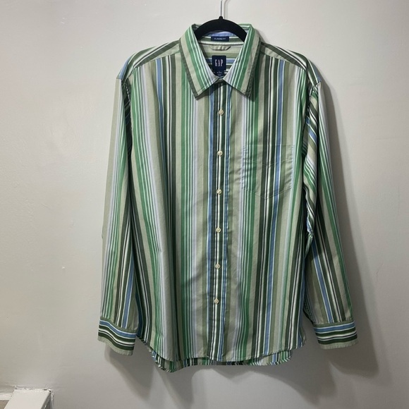 GAP Other - GAP,CLASSIC FIT,LONG SLEEVE,GREEN,TAN & STRIPED,BUTTON UP SHIRT.SIZE-L